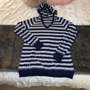 Gap Body hooded light weight sweater